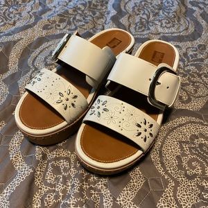 Fitflop Pilar leather slide platforms